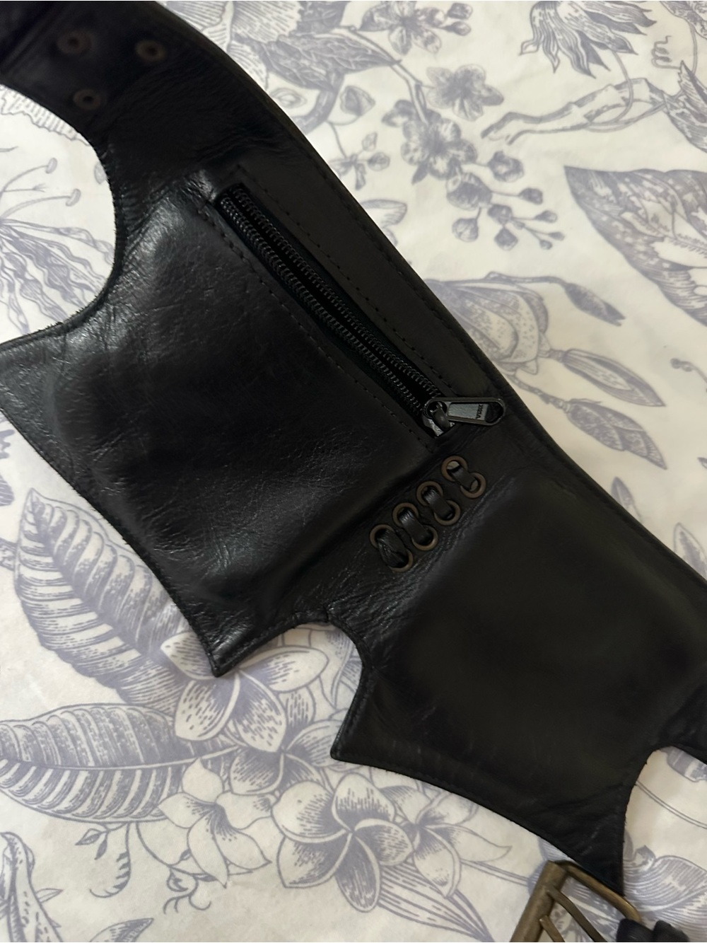 Women’s Black Leather Festival Belt - Picture 7 of 9